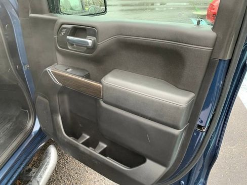 Used 2019 Chevrolet Silverado 1500 LT w/ All-Star Edition image 15