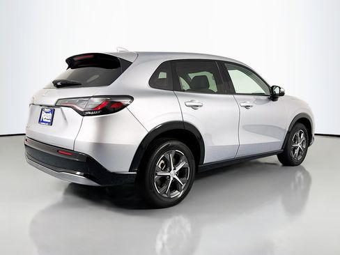 Certified 2024 Honda HR-V EX-L image 5