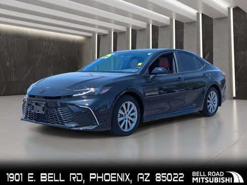 Used 2025 Toyota Camry XSE w/ Premium Plus Package FWD image 1