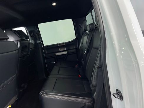 Used 2022 Ford F250 Lariat w/ FX4 Off-Road Package image 25