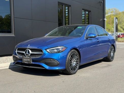 Used 2022 Mercedes-Benz C 300 4MATIC Sedan image 3
