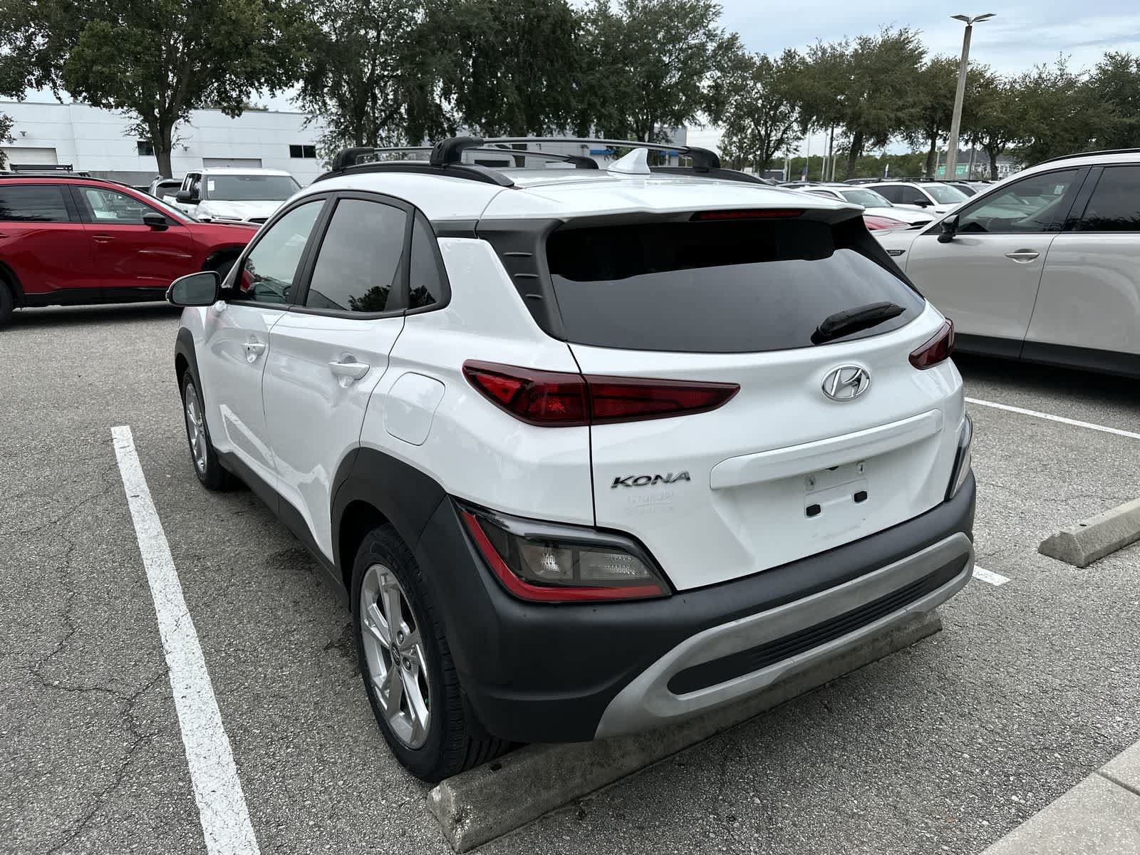 Used 2022 Hyundai Kona SEL FWD image 6