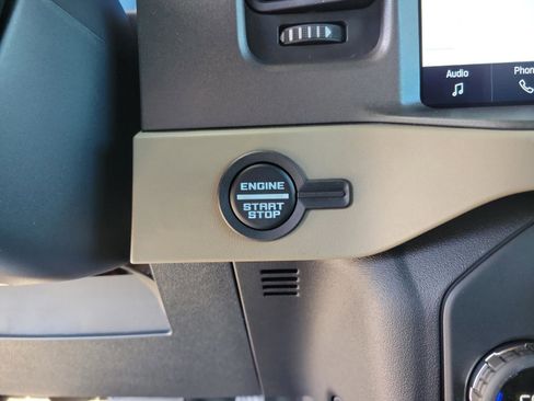 New 2025 Ford Bronco Big Bend w/ Black Diamond Package image 17