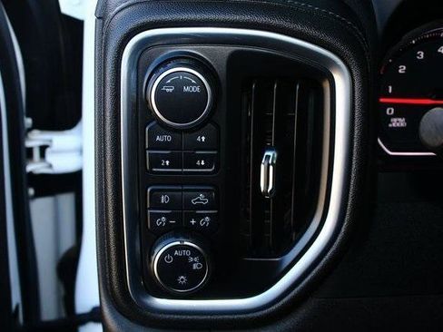 Used 2022 Chevrolet Silverado 1500 RST w/ Z71 Off-Road Package image 15