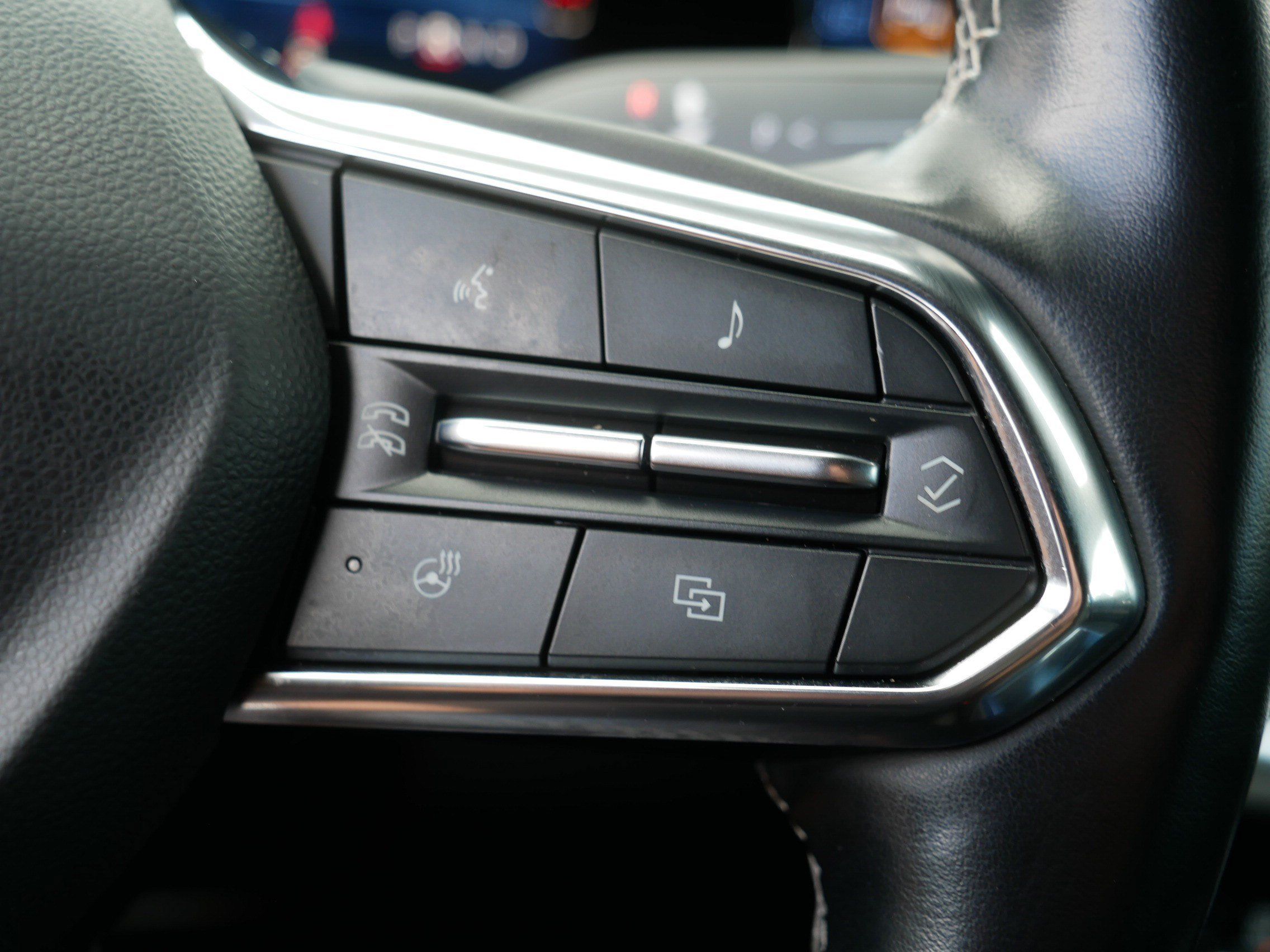 Used 2024 Chevrolet Equinox EV LT w/ LPO, All-Weather Mat Package FWD image 29