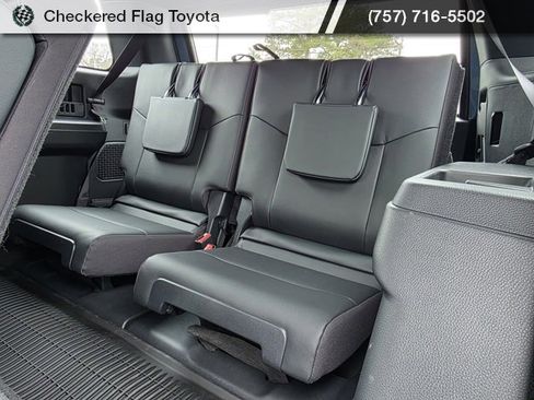 Used 2025 Toyota 4Runner Limited image 21