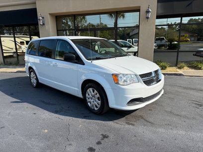 Used 2018 Dodge Grand Caravan SE