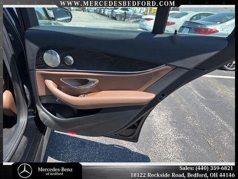 Used 2017 Mercedes-Benz E 300 image 26