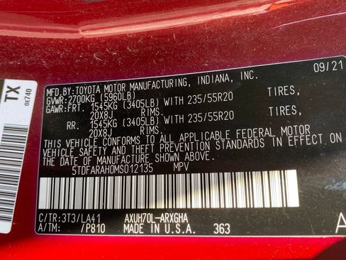 Used 2021 Toyota Highlander Platinum FWD image 24