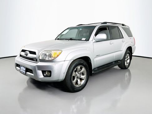 Used 2007 Toyota 4Runner Limited RWD image 3