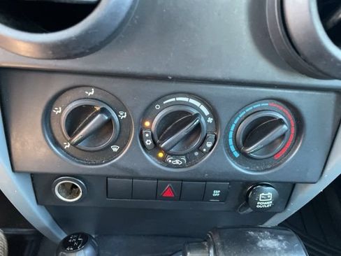 Used 2008 Jeep Wrangler Unlimited X w/ Trailer Tow Group AWD/4WD image 18