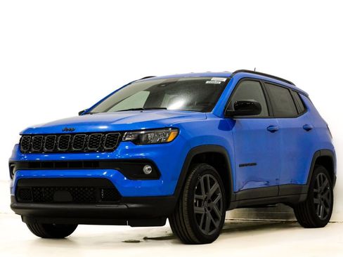 New 2026 Jeep Compass Latitude image 3