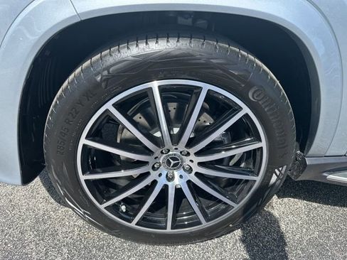 New 2026 Mercedes-Benz GLS 450 4MATIC image 11