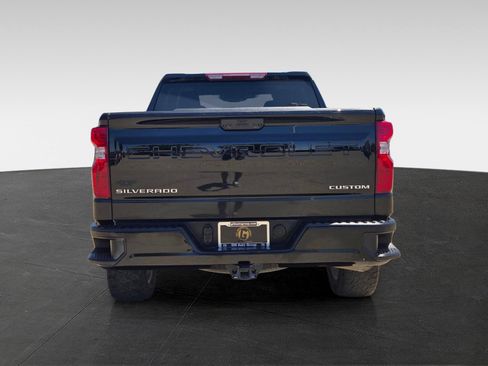 Used 2024 Chevrolet Silverado 1500 Custom AWD/4WD image 5