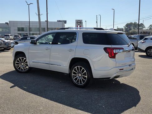 Used 2023 GMC Acadia Denali w/ Denali Ultimate Package image 5