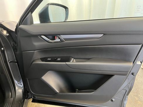 New 2025 MAZDA CX-5 AWD 2.5 S w/ Preferred Package image 11