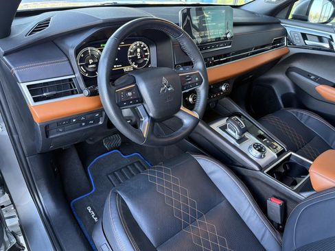 Used 2023 Mitsubishi Outlander SEL 40th Anniversary image 15