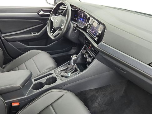 Used 2024 Volkswagen Jetta SE FWD image 39