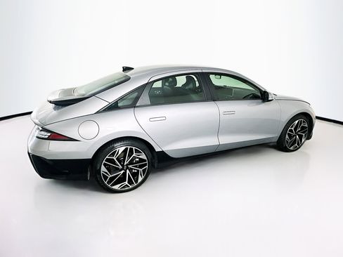 Used 2024 Hyundai Ioniq 6 SEL image 10