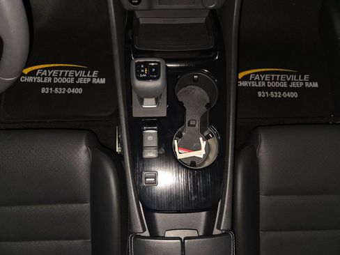 Used 2024 Nissan Rogue SV w/ SV Premium Package image 27