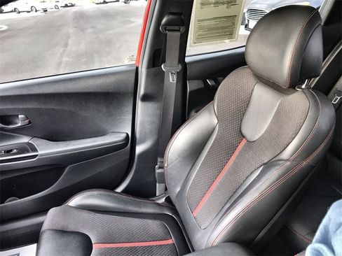 Used 2019 Hyundai Veloster Turbo image 23