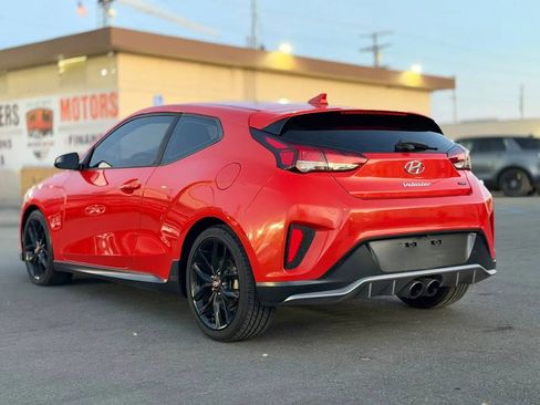 Used 2019 Hyundai Veloster Turbo R-Spec image 12