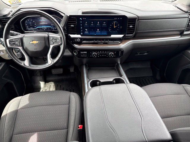 Used 2024 Chevrolet Silverado 2500 LT w/ Convenience Package AWD/4WD image 23