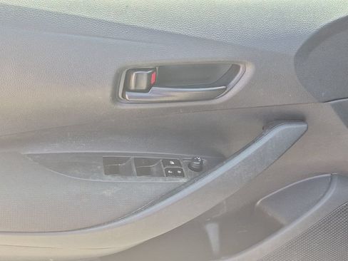 Used 2023 Toyota Corolla LE FWD image 11