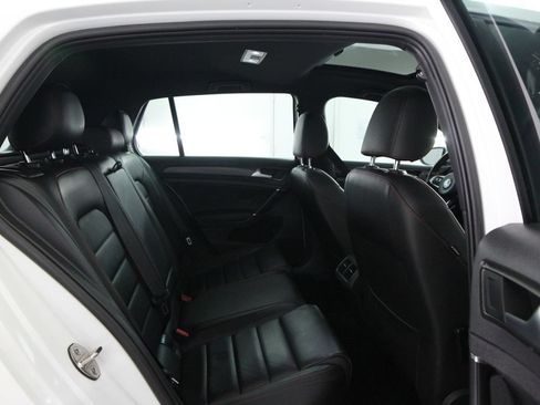 Used 2019 Volkswagen GTI SE FWD image 39