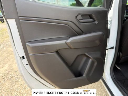 Used 2026 Chevrolet Colorado W/T AWD/4WD image 14