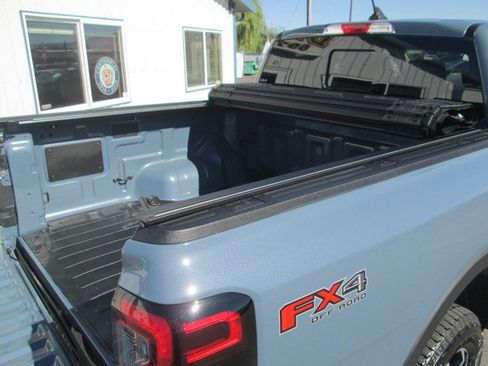 Used 2025 Ford Ranger Lariat w/ FX4 Off-Road Package AWD/4WD image 8