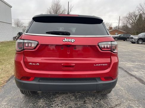 Used 2025 Jeep Compass Limited image 11