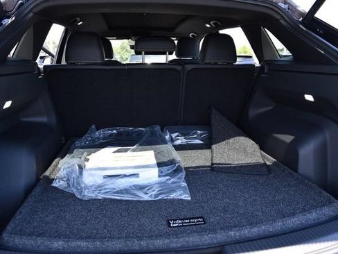 New 2026 Volkswagen Atlas Cross Sport SE AWD/4WD image 25