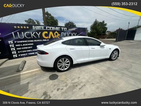 Used 2015 Tesla Model S 85 RWD image 3