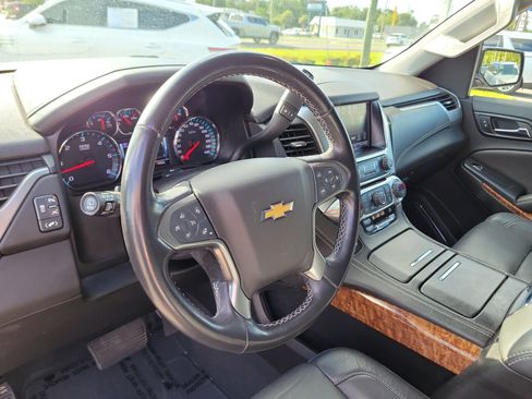 Used 2019 Chevrolet Tahoe Premier RWD image 23