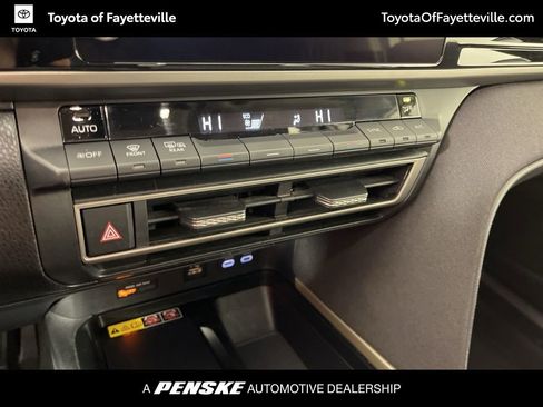 Certified 2025 Toyota Camry LE image 30