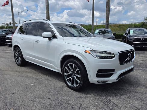 Used 2019 Volvo XC90 T5 Momentum w/ Protection Package Premier FWD image 2