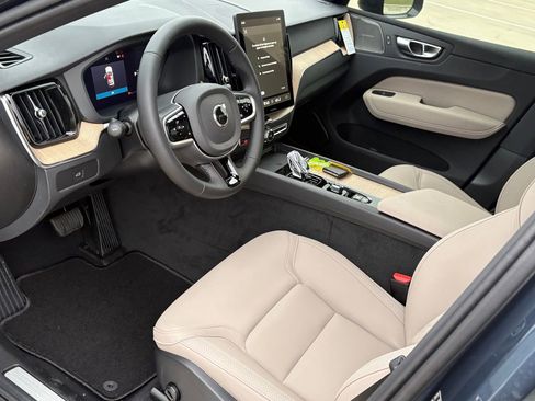 New 2026 Volvo XC60 B5 Plus w/ Protection Package Premier image 13