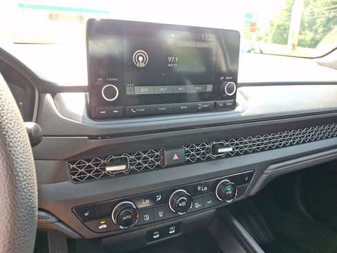 Certified 2023 Honda Accord EX image 23