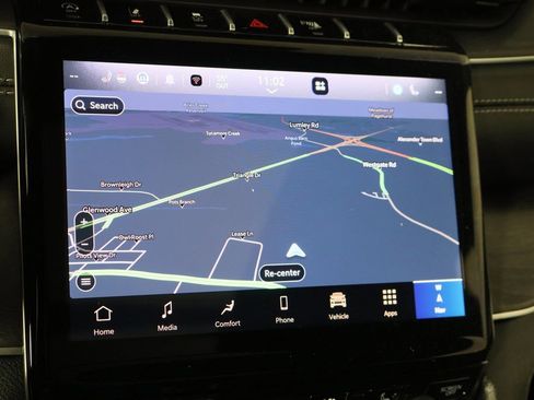 Used 2025 Jeep Grand Cherokee L Limited w/ Luxury Tech Group II image 39