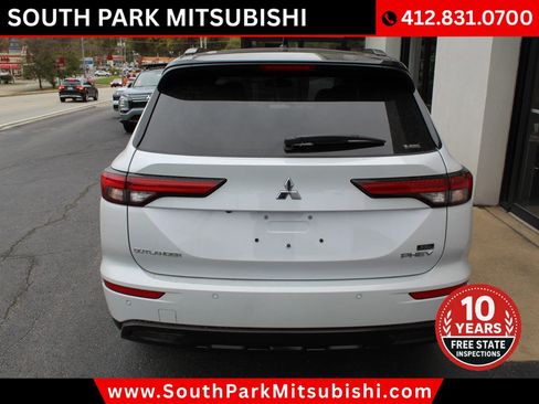New 2025 Mitsubishi Outlander SEL Black Edition image 8