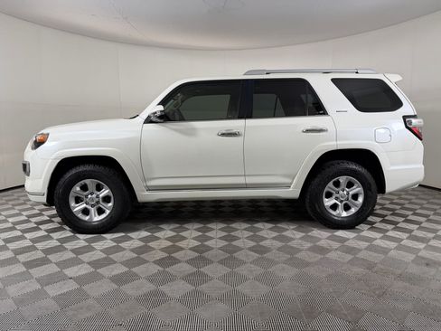 Used 2014 Toyota 4Runner Limited AWD/4WD image 2
