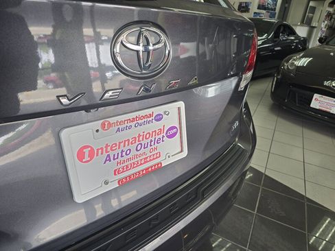 Used 2012 Toyota Venza XLE w/ XLE Premium Pkg FWD image 27