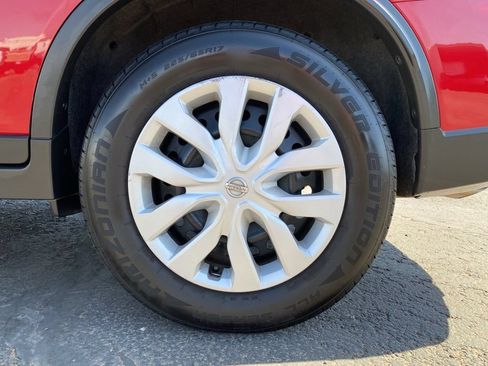 Used 2017 Nissan Rogue S FWD image 14