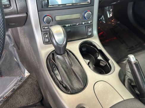 Used 2007 Chevrolet Corvette Coupe w/ Preferred Equipment Group RWD image 23