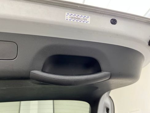 Used 2024 Hyundai Kona SEL FWD image 40