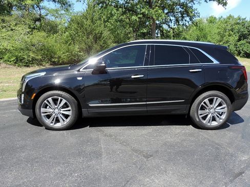 New 2026 Cadillac XT5 Premium Luxury w/ Driver Assist Package FWD image 9