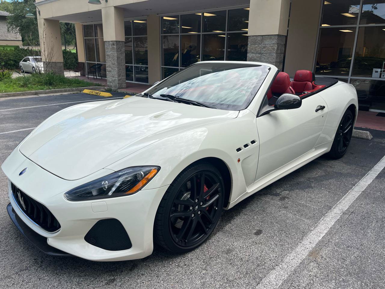 Used 2018 Maserati GranTurismo MC RWD image 11