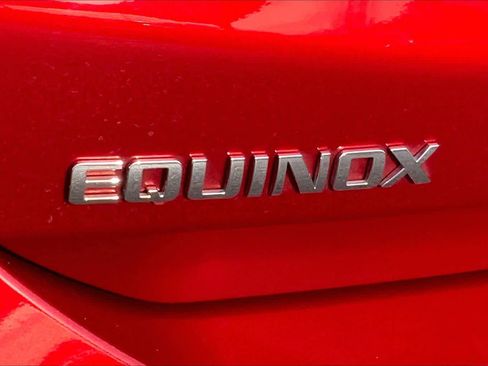 Used 2023 Chevrolet Equinox Premier image 30