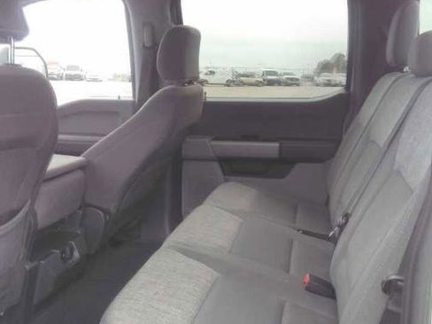 Used 2024 Ford F250 XLT image 4